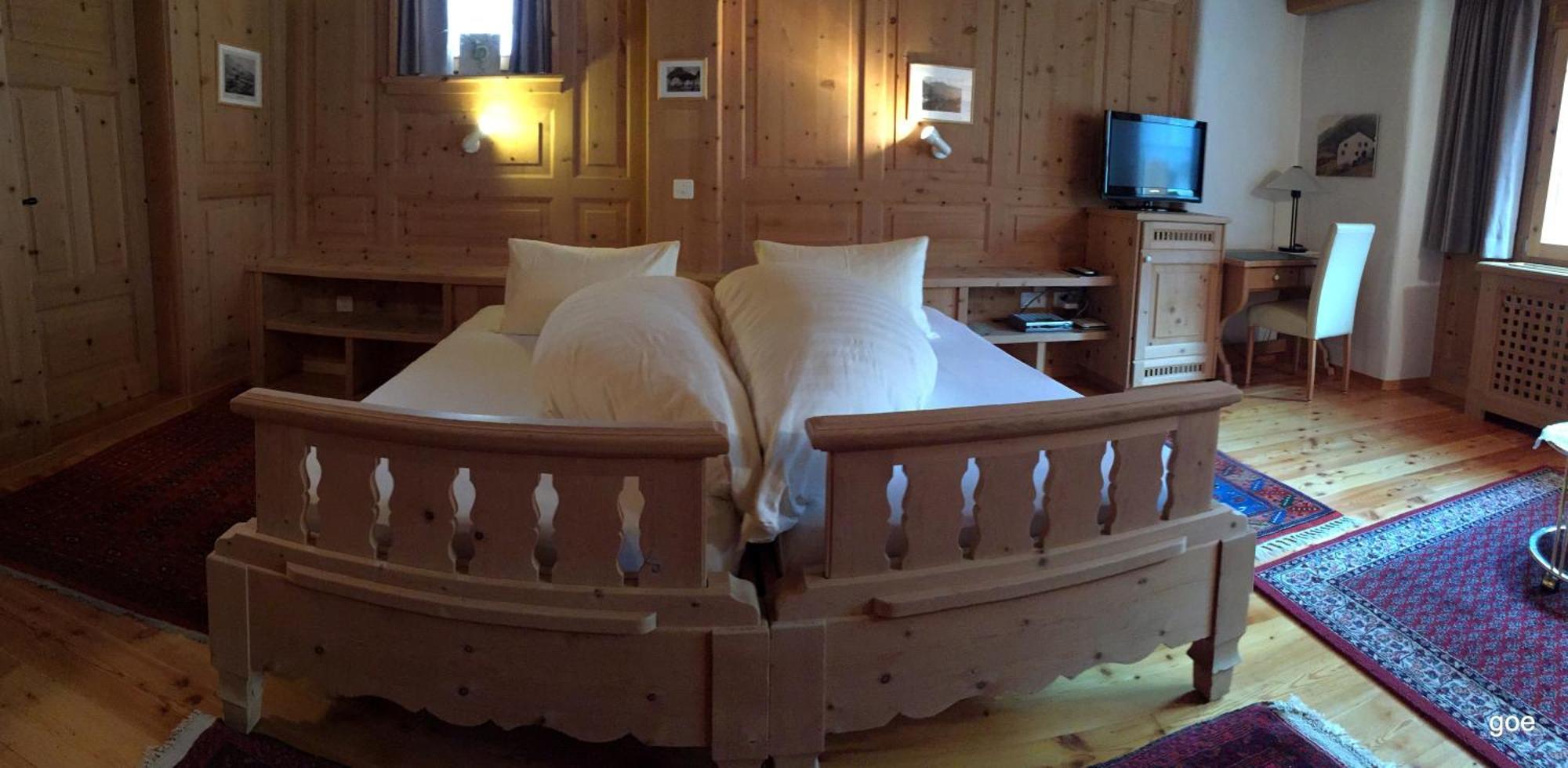 Hotel Chasa Sofia Скуоль Номер фото